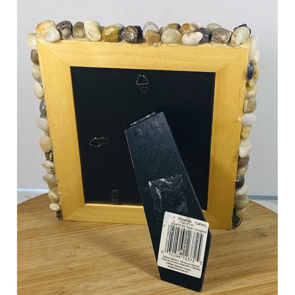 Handmade Lake stone photo frame 10”x8” ( pic 6.5”x4.5”)